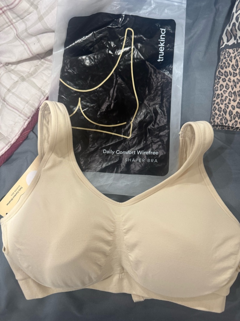 Truekind Daily Comfort Wirefree Shaper Bra - Cream New large